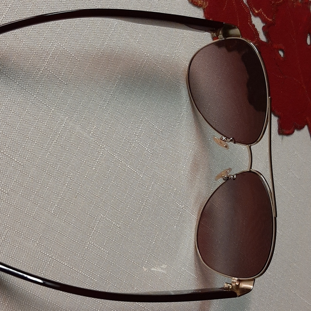 Authentic Coach sunglass - Picture 2 of 7